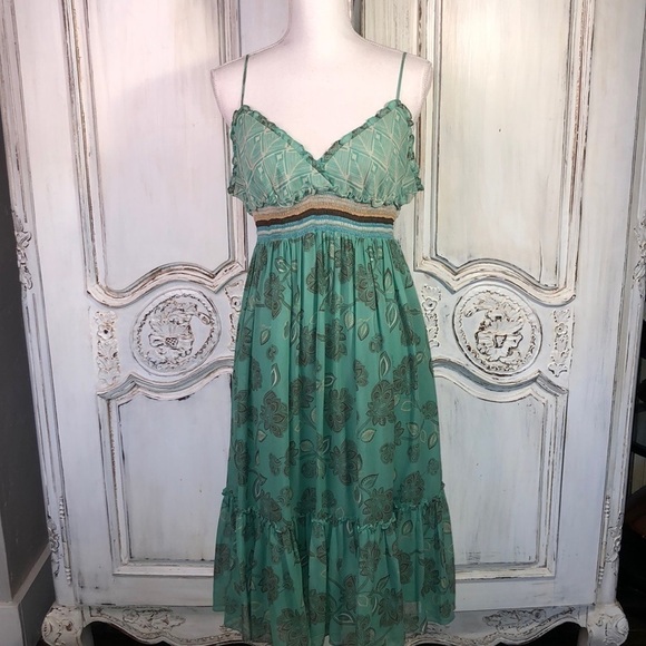 BCBGMAXAZRIA Lovely Green Silk Smocked Waist Spaghetti Strap Dress Size Medium - Picture 1 of 12